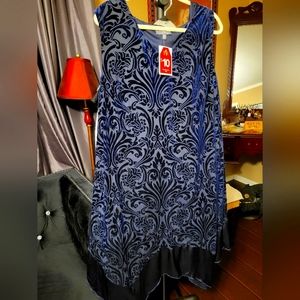 Blue pattern dress